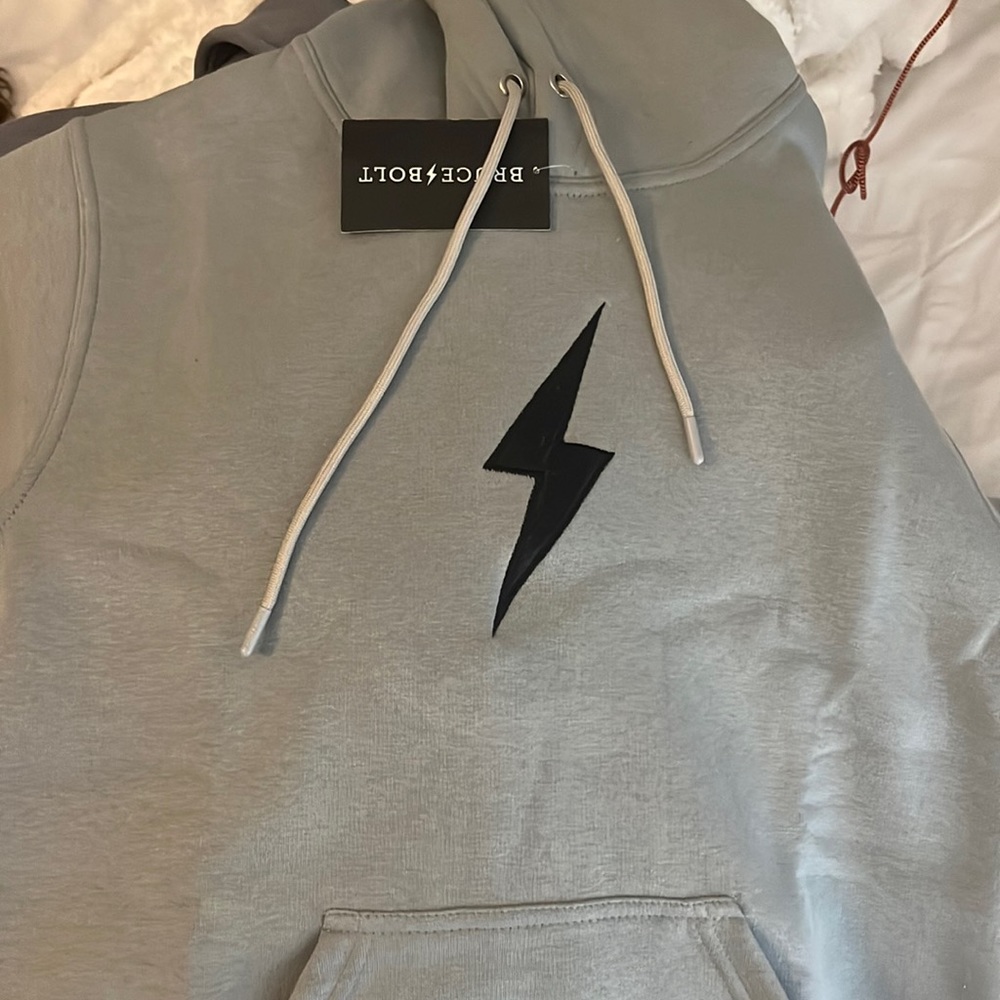 bruce bolt hoodie gray